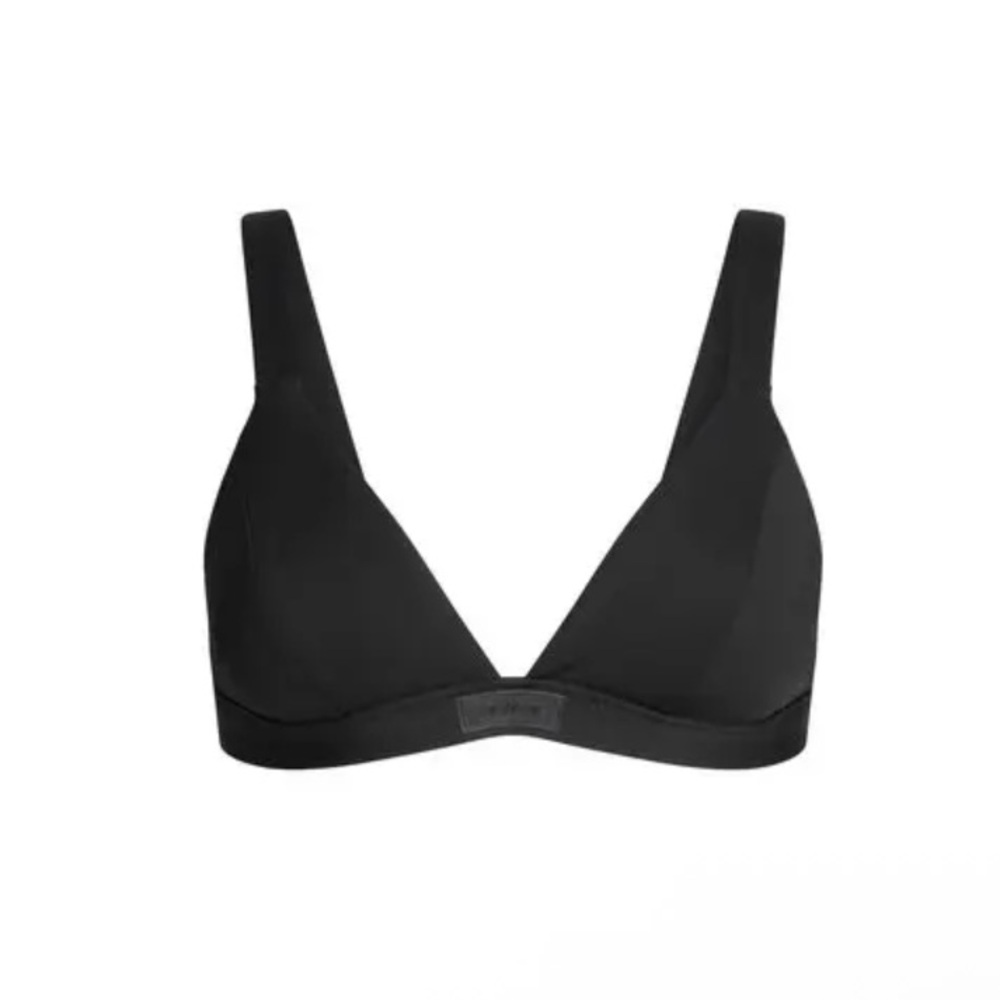 SKIMS SIGNATURE SWIM FIXED TRIANGLE BIKINI TOP ONYX M L
